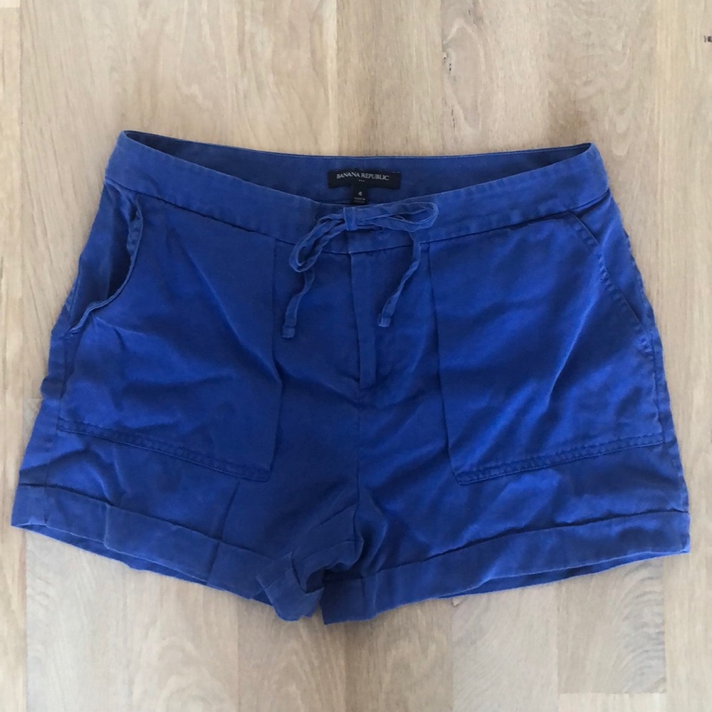Banana Republic blue shorts size 4